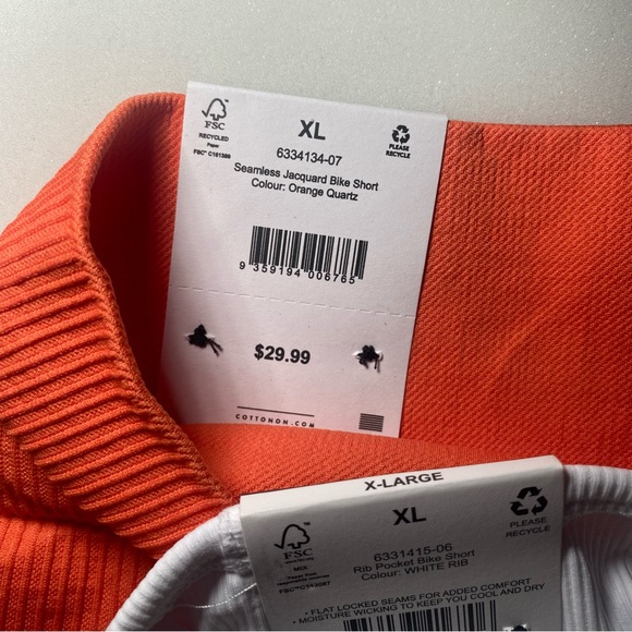 Bundle of 4 bike shorts 3 Rib Pocket & 1 Seamless - Picture 6 of 14